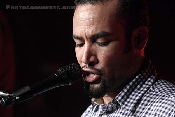 BEN HARPER AND RELENTLESS7 - 2009-04-25 - PARIS - Studio SFR - 